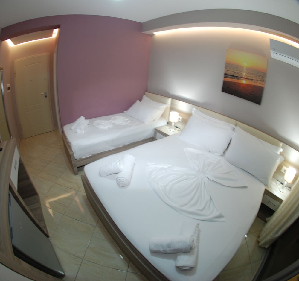 Deluxe Triple Room, Sea View photo 1