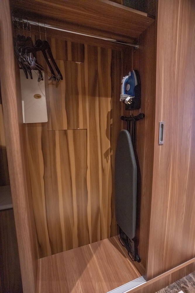 Deluxe Room, 2 Twin Beds - Photo 4