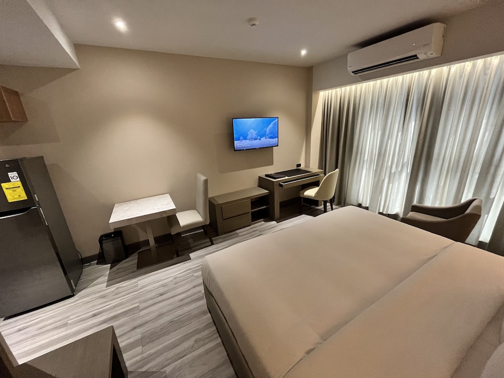 Standard Studio Suite - Photo 4