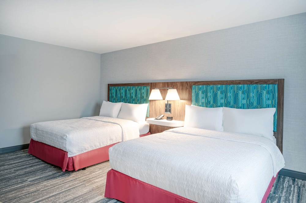 Room, 2 Double Beds, Accessible, Bathtub (Mobility & Hearing) - Photo 3