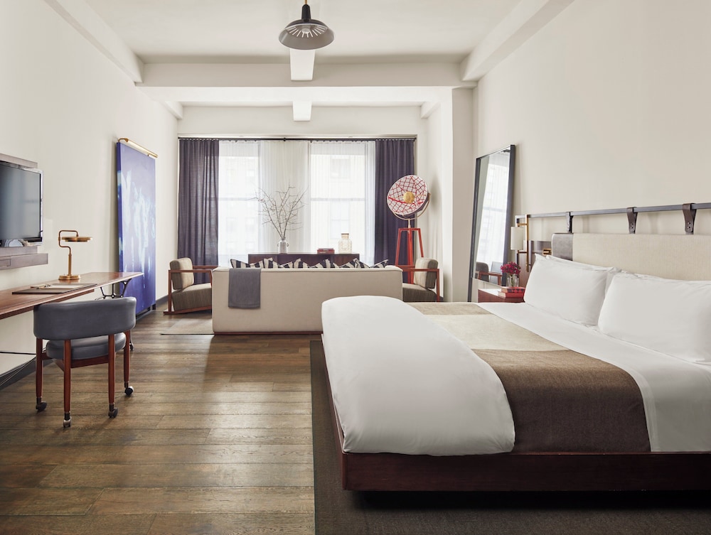 Atelier Executive Suite