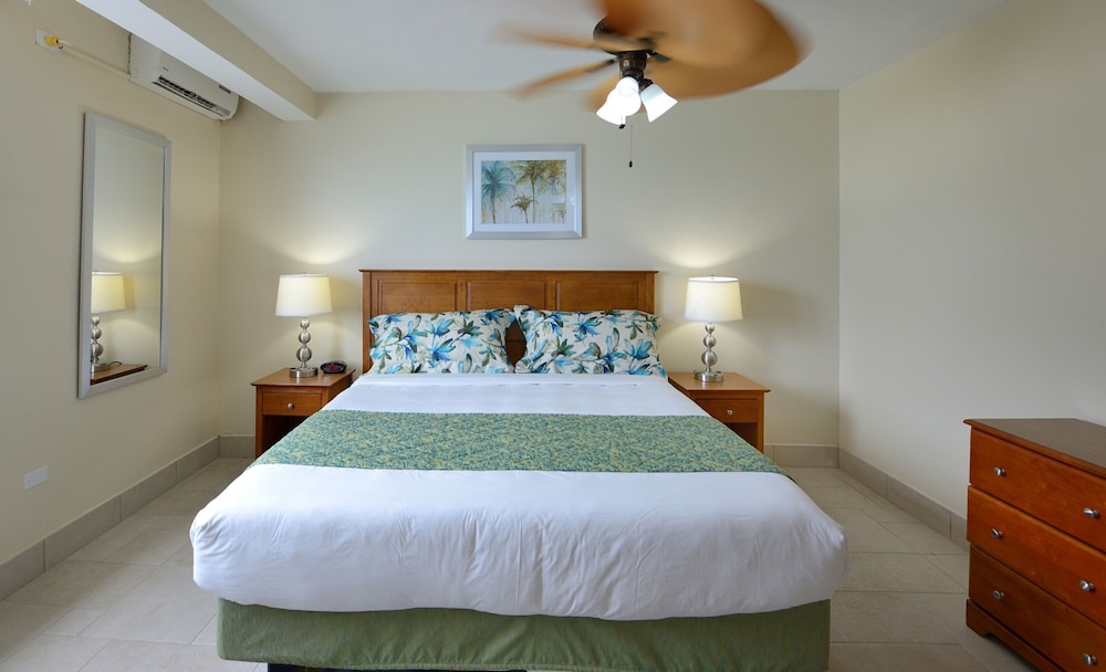Room, 2 Bedrooms