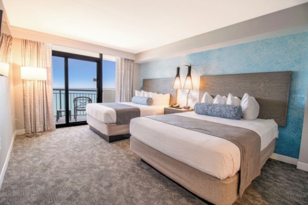 Paradise Oceanfront Deluxe Three Bedroom Condo 6Q - Photo 1