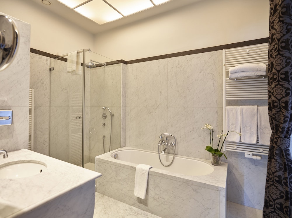 Executive Room (Royal) photo 3