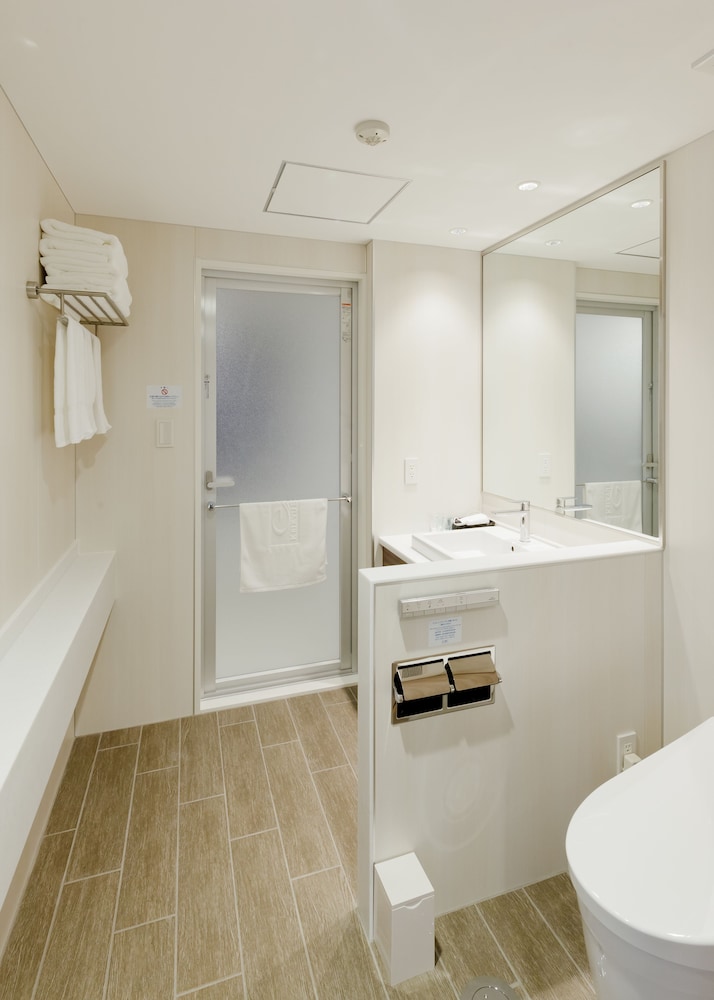 [Room for 3 Only]Standard Twin Room, Non Smoking  (27m²) photo 3