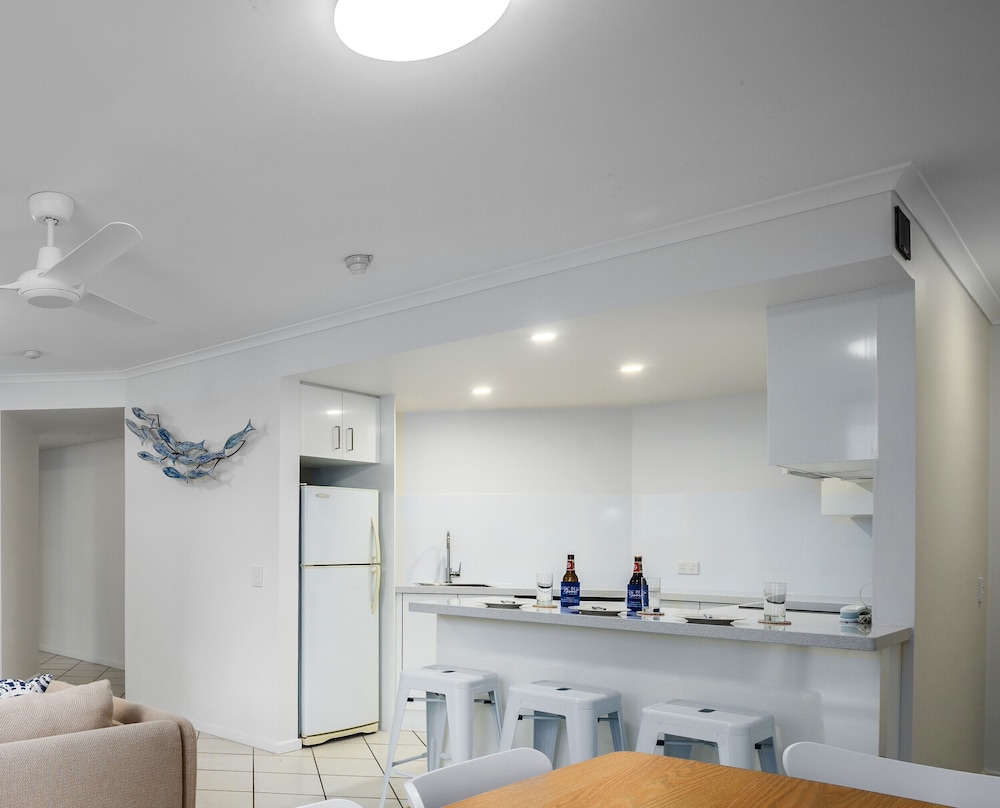 1 Bedroom Courtyard Apartment photo 2