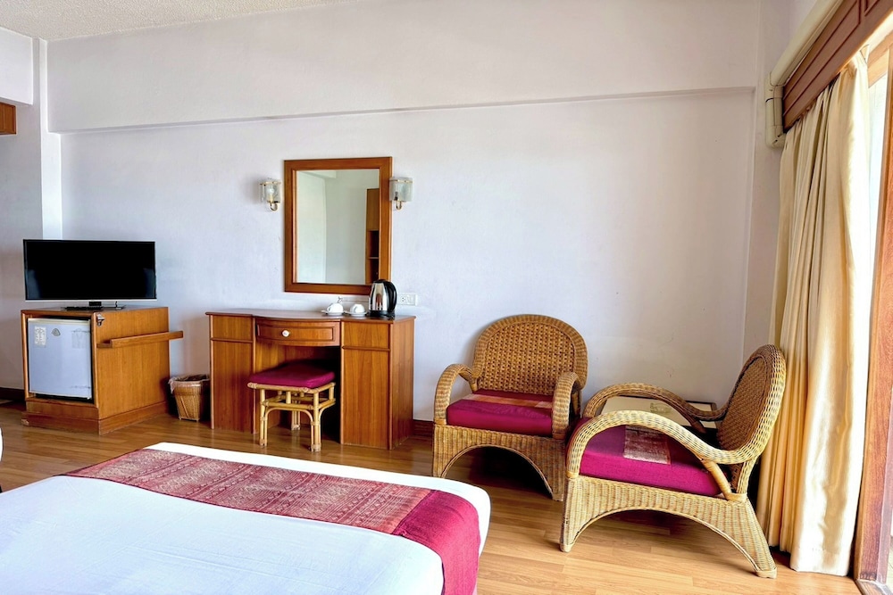 Deluxe Twin Room - Photo 5