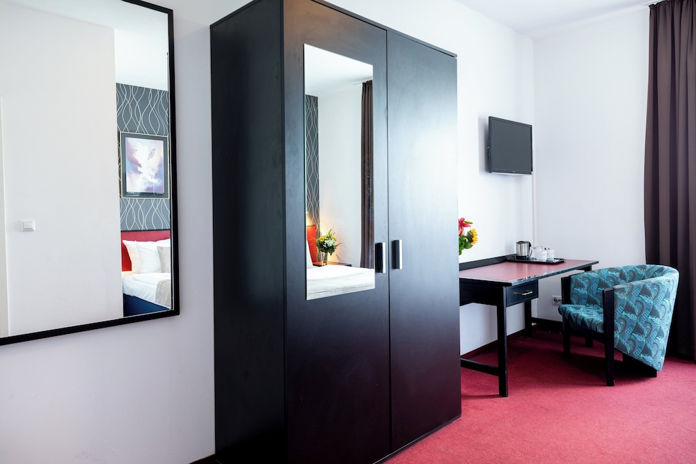 Standard Double Room photo 2