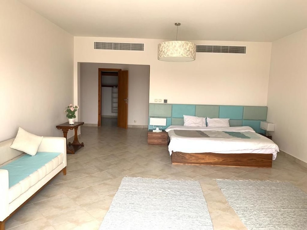 Villa, 5 Bedrooms, Pool View