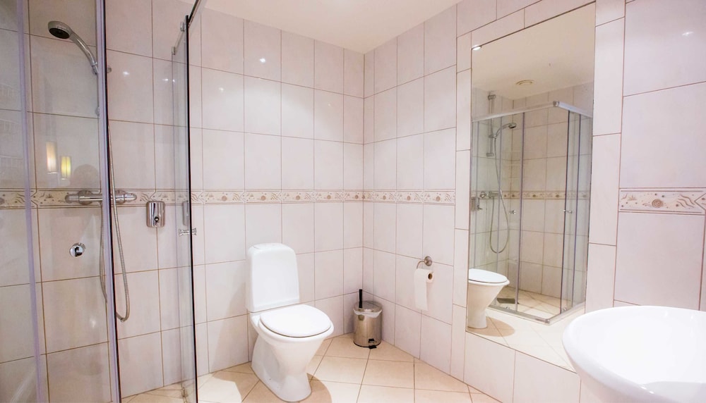 Three Bedded Apartment - Photo 4