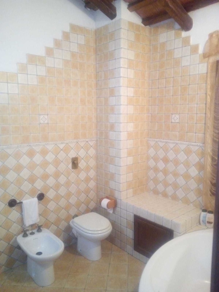 Basic Double Or Twin Room photo 3
