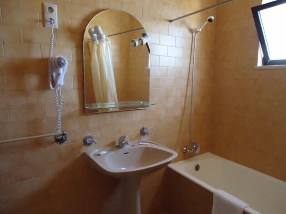 Standard Room photo 2