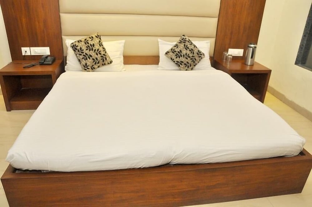Deluxe Room, City View photo 2