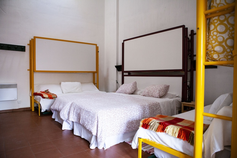 Standard Twin Room photo 3