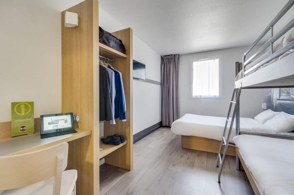 Quadruple Room, Non Smoking photo 3