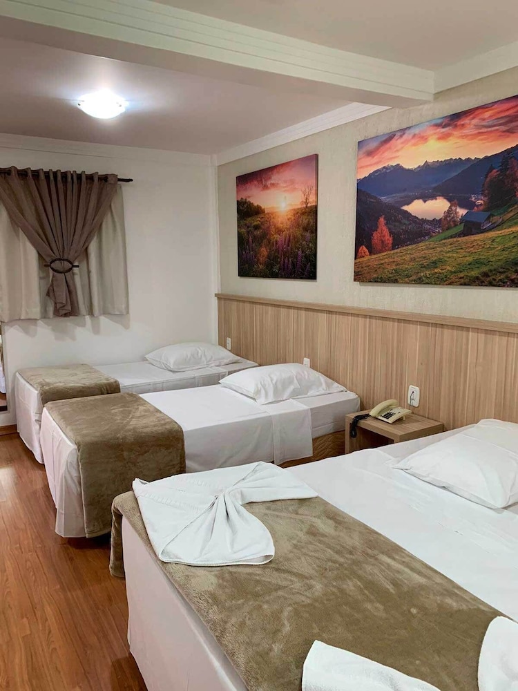 Deluxe Quadruple Room