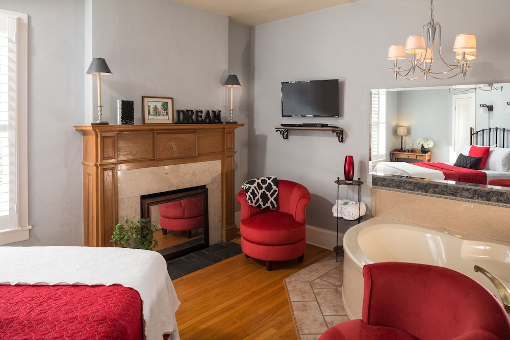 Saragossa Room photo 3