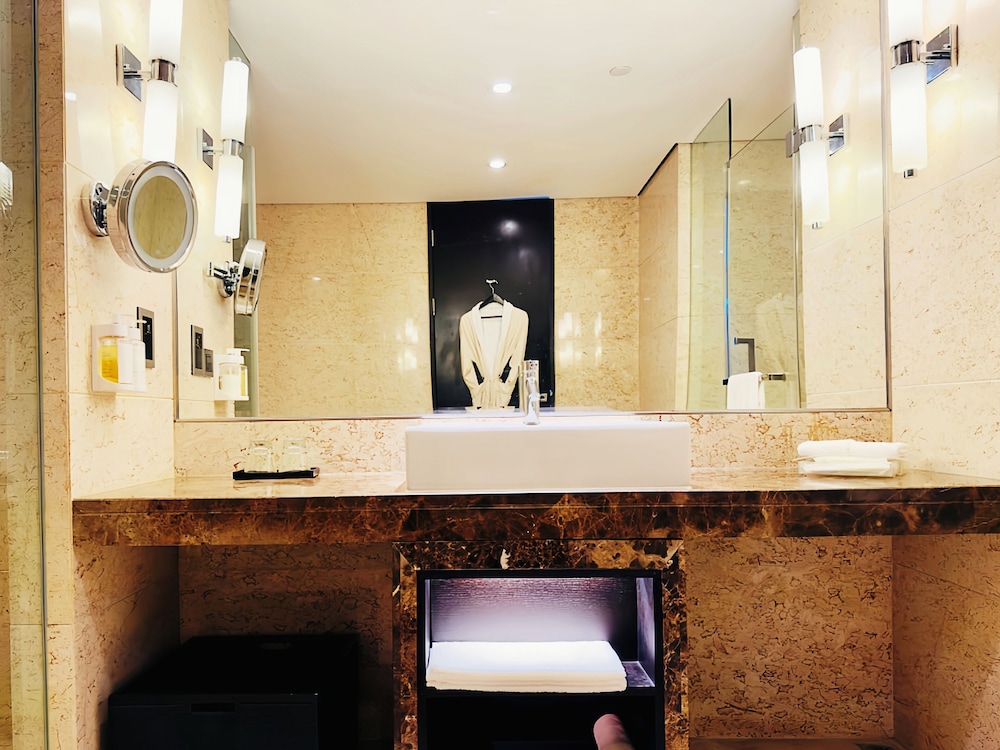 Standard Room, 2 Twin Beds (High Floor) - Photo 3