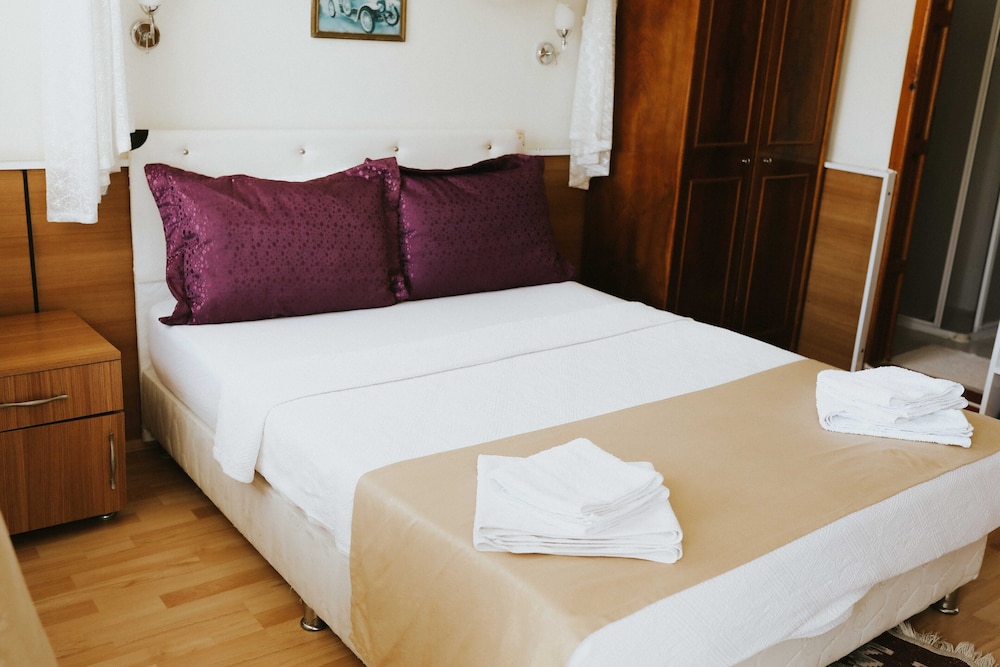 Standard Double Room Single Use photo 1