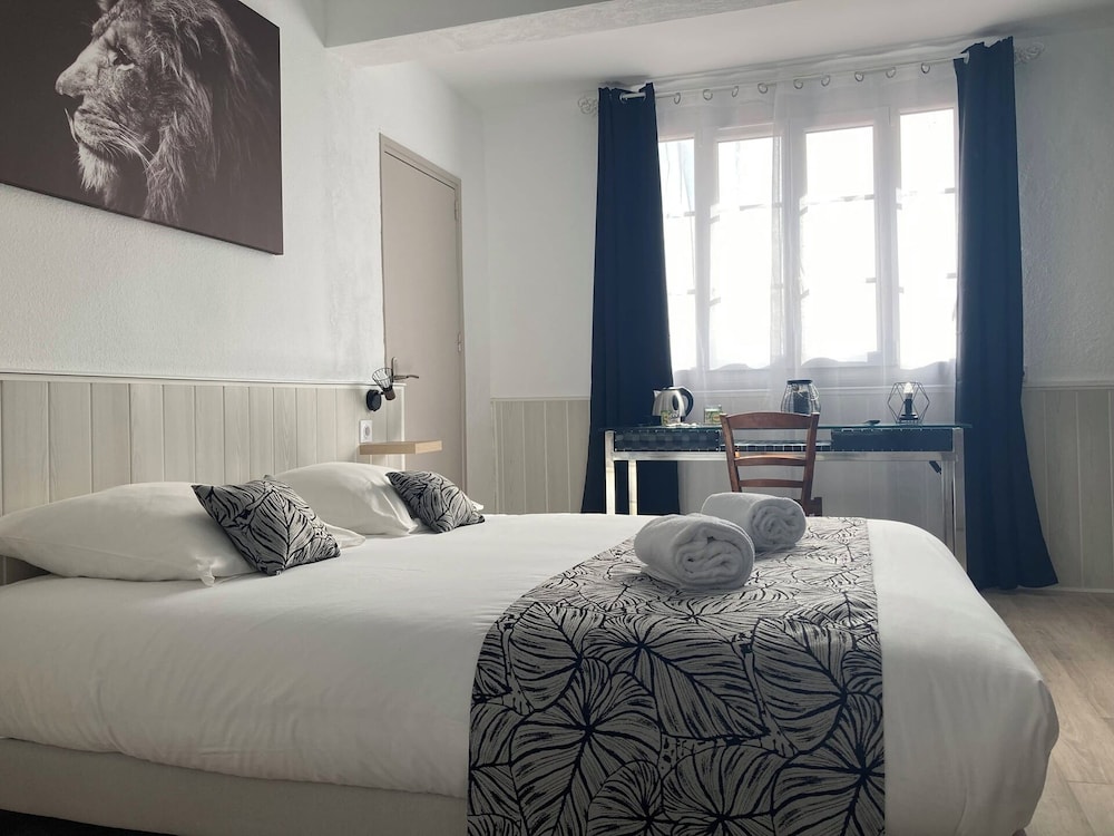 Business Double Room, Garden View