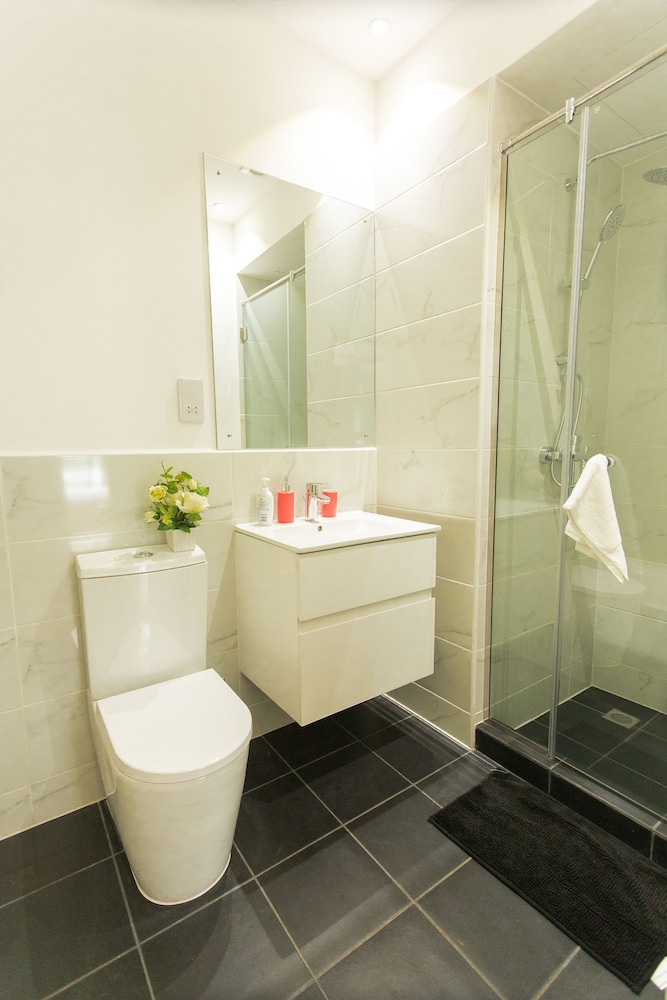 Exclusive Apartment, 1 Bedroom - Photo 17