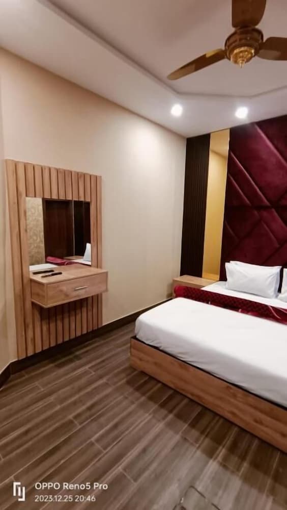 Deluxe Double Room photo 1