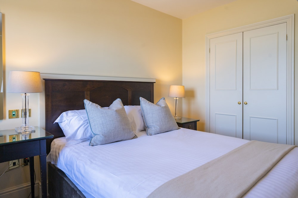Standard Double Room, Partial Sea View photo 3