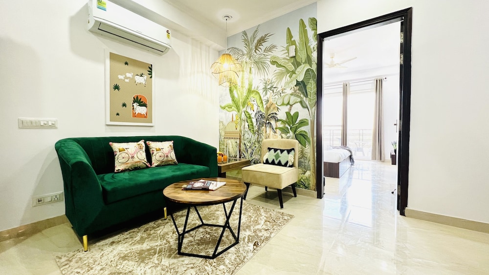 Superior One Bedroom Apartment - Photo 1