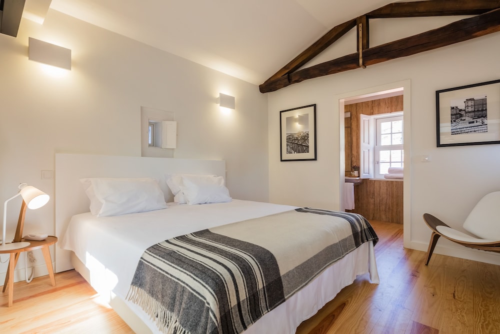 Suite, River View