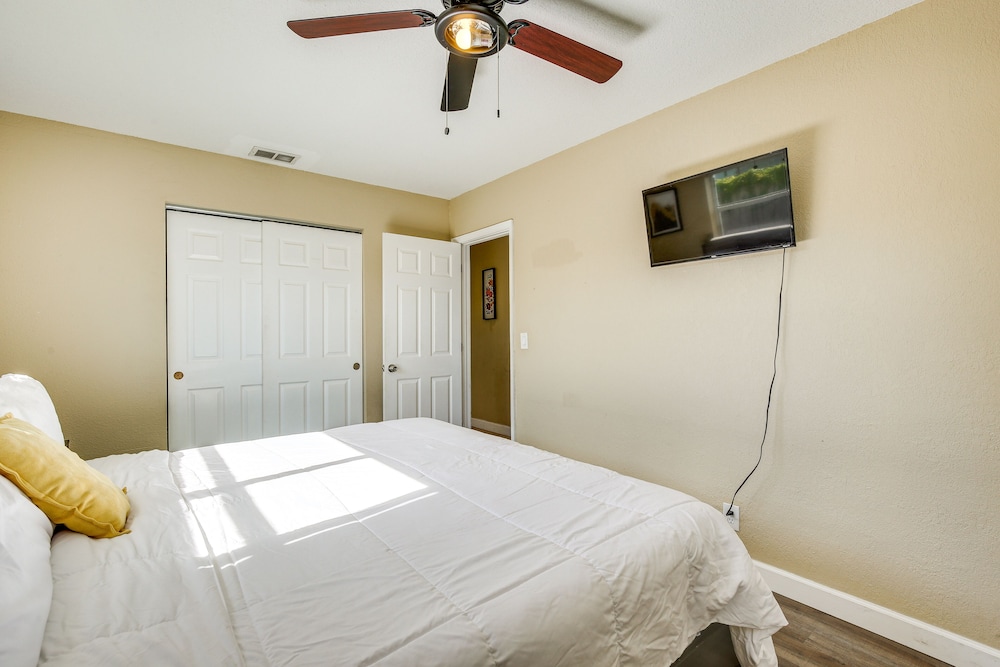 House (2 Bedrooms) photo 2