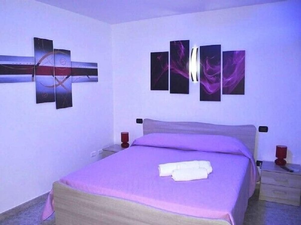 Deluxe Triple Room, 1 Bedroom, Park View, Annex Building
