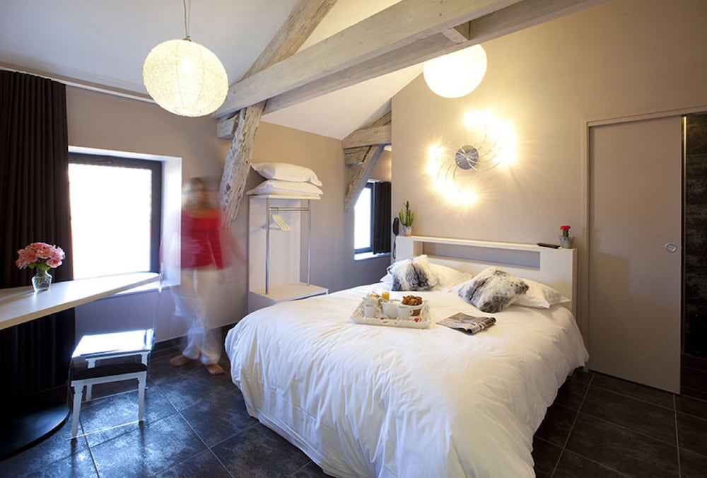 Double Room Privilege