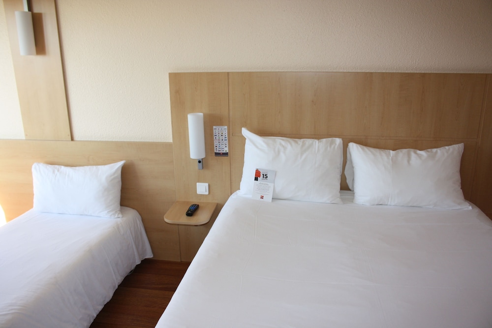 Premium Room, 1 Double Bed with Sofa bed - Photo 19