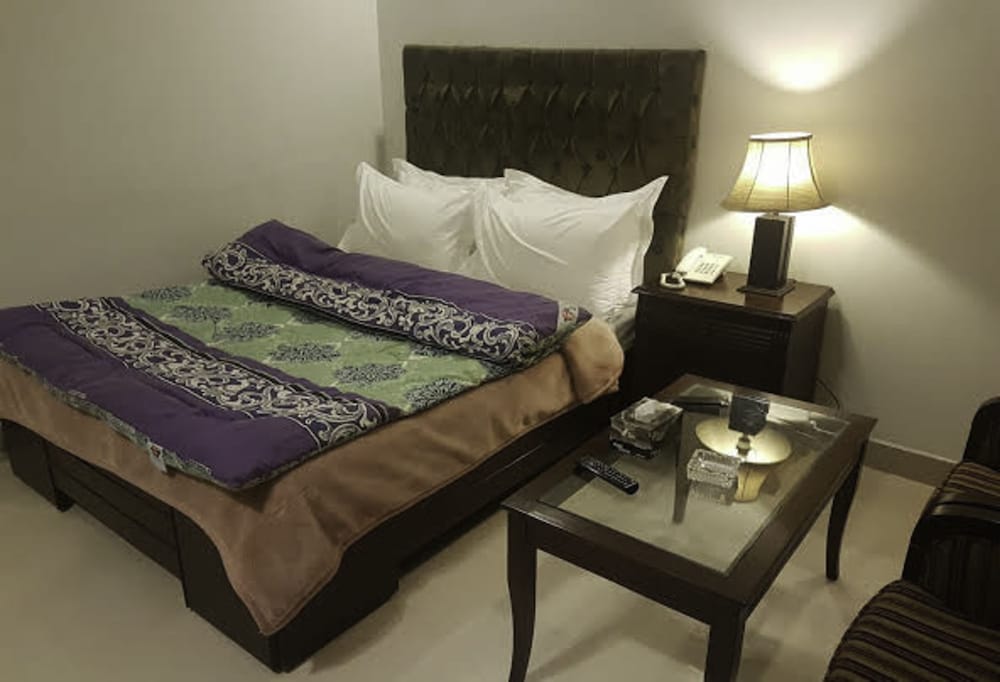 Deluxe Single Room photo 3