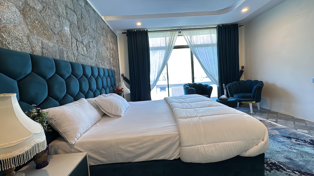 Executive Room photo 1