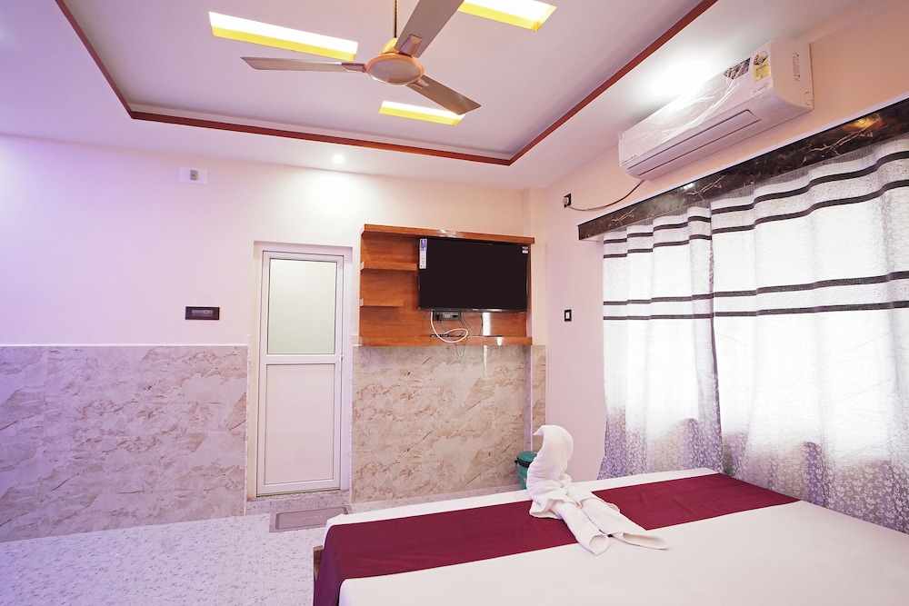 Deluxe Double Room, Balcony, Beach View