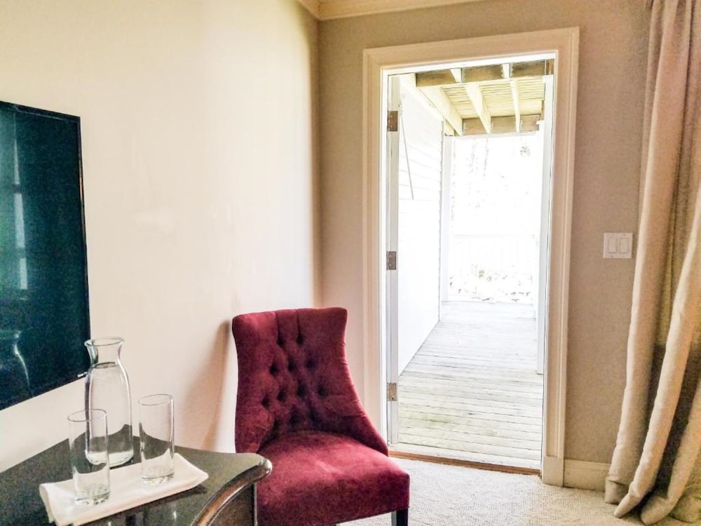 Luxury Room, 1 Bedroom, Non Smoking (Room 314) photo 3