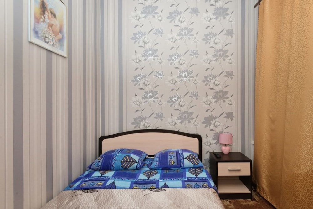 Standard Double Room (4)