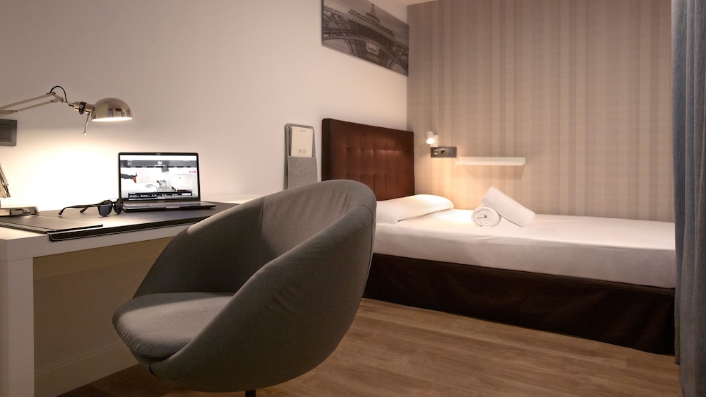 Business Single Room