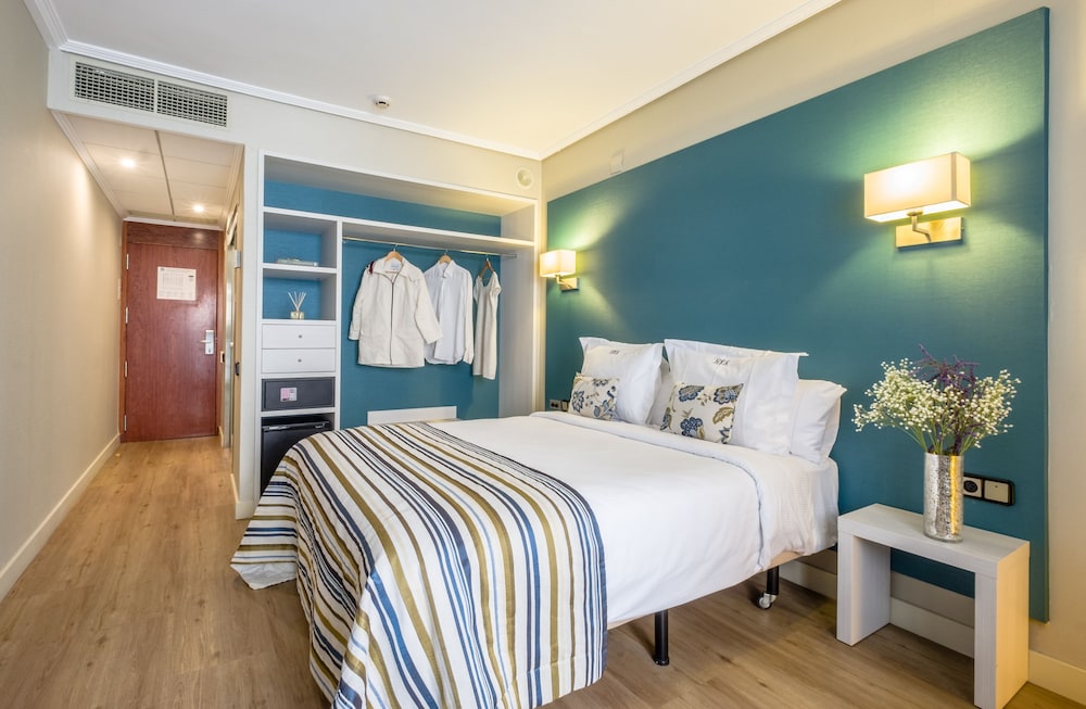 Double Room (Single Use) - Photo 3