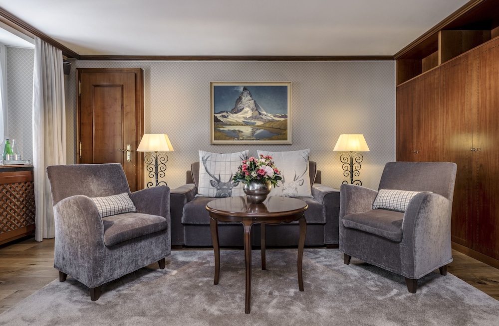Edelweiss Deluxe Room, Mountain View - Photo 2