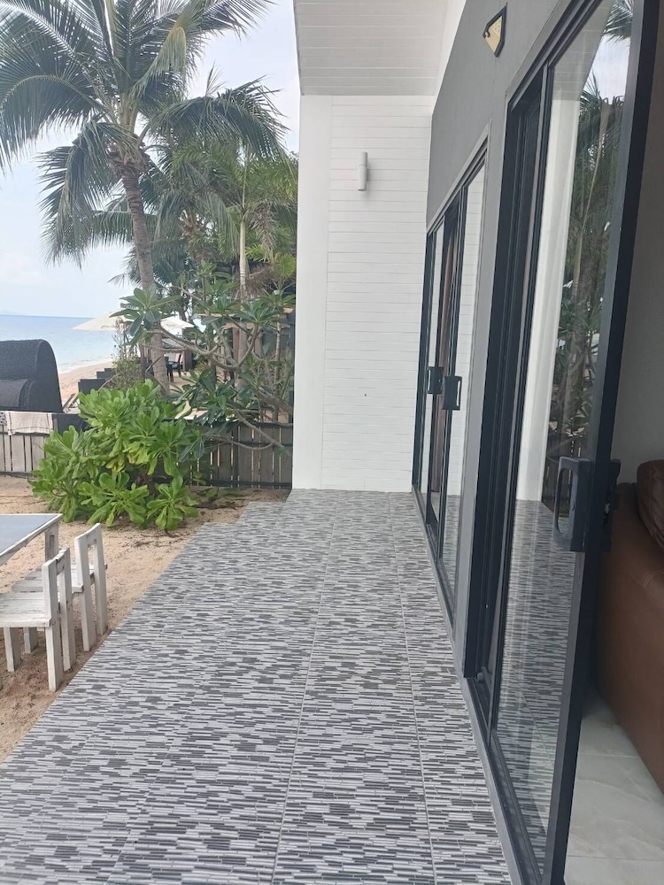 Family Villa, Kitchen, Beachfront - Photo 36