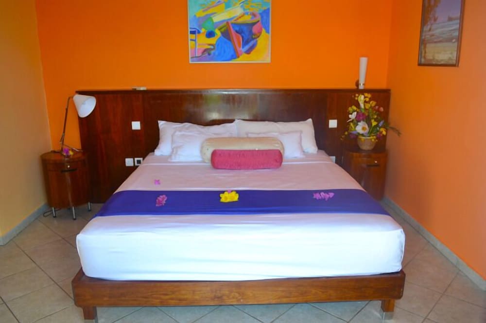 Deluxe Room, 3 Bedrooms photo 2