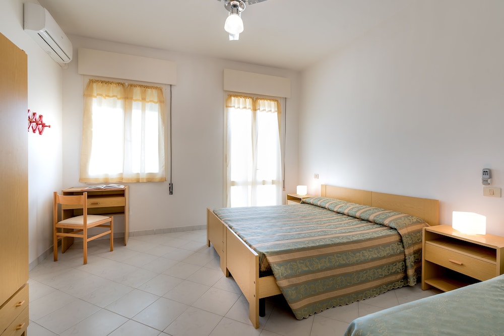 Classic Double or Twin Room, Balcony