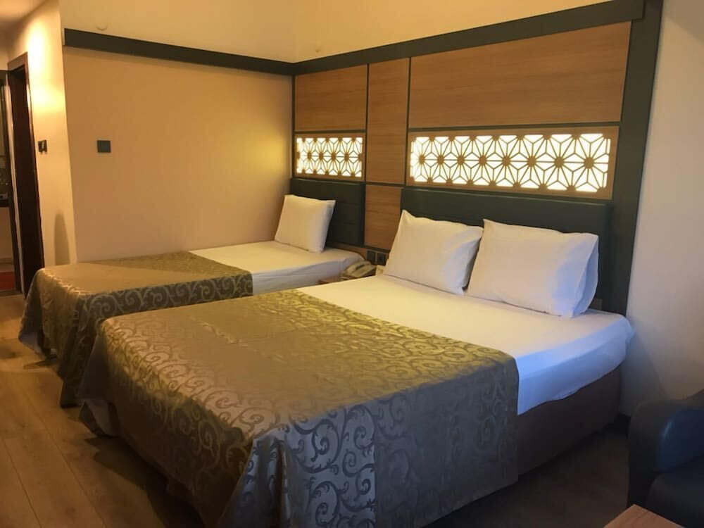 Economy Twin Room
