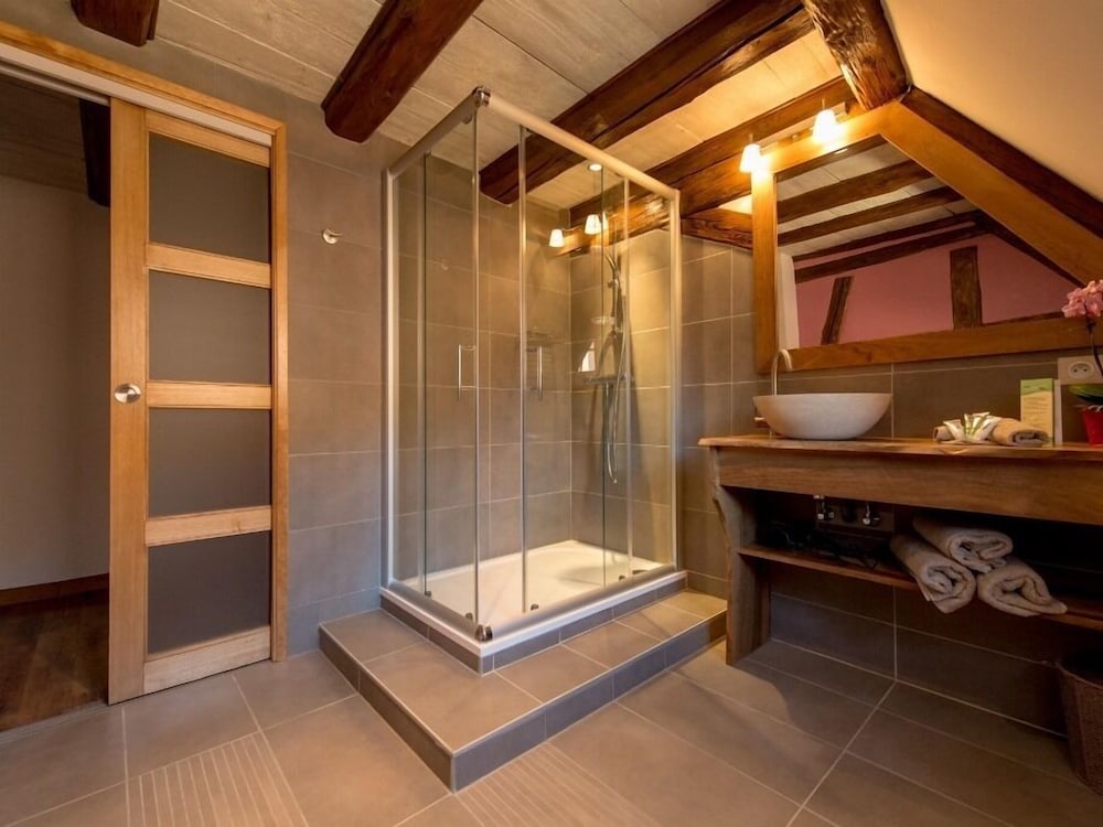 Double Room, Ensuite (Cannelle) photo 3