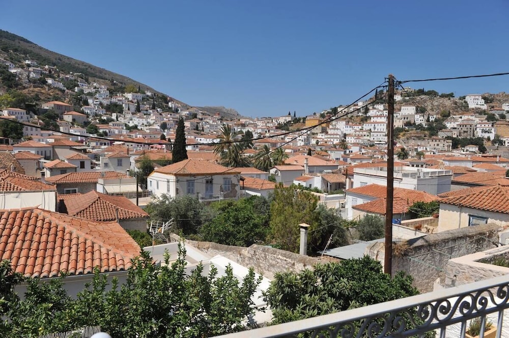 Family Apartment, 3 Bedrooms, Mountain View