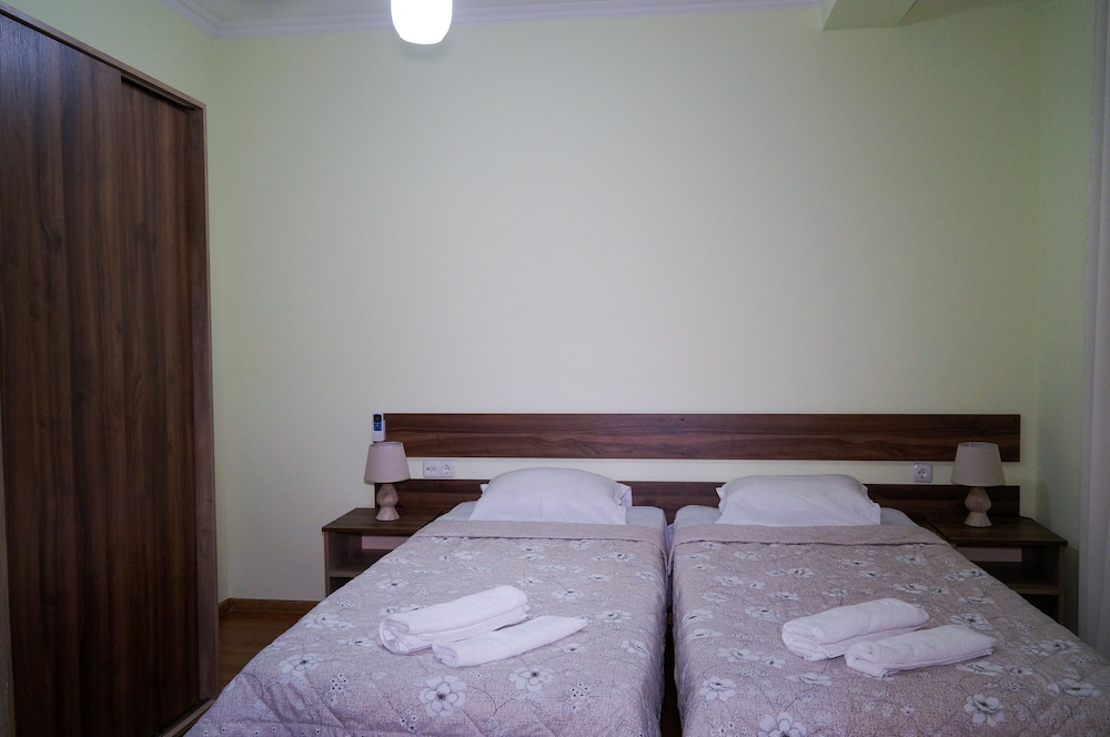 Economy Double Or Twin Room