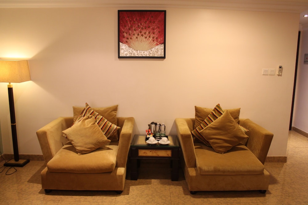 Deluxe Twin Room photo 3