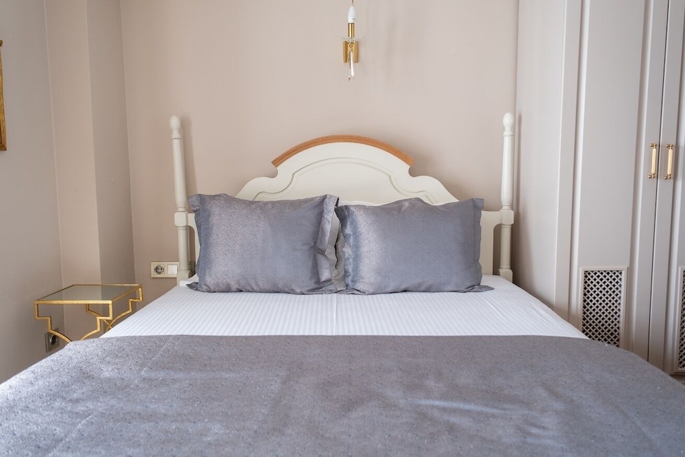 Comfort Room, City View photo 1